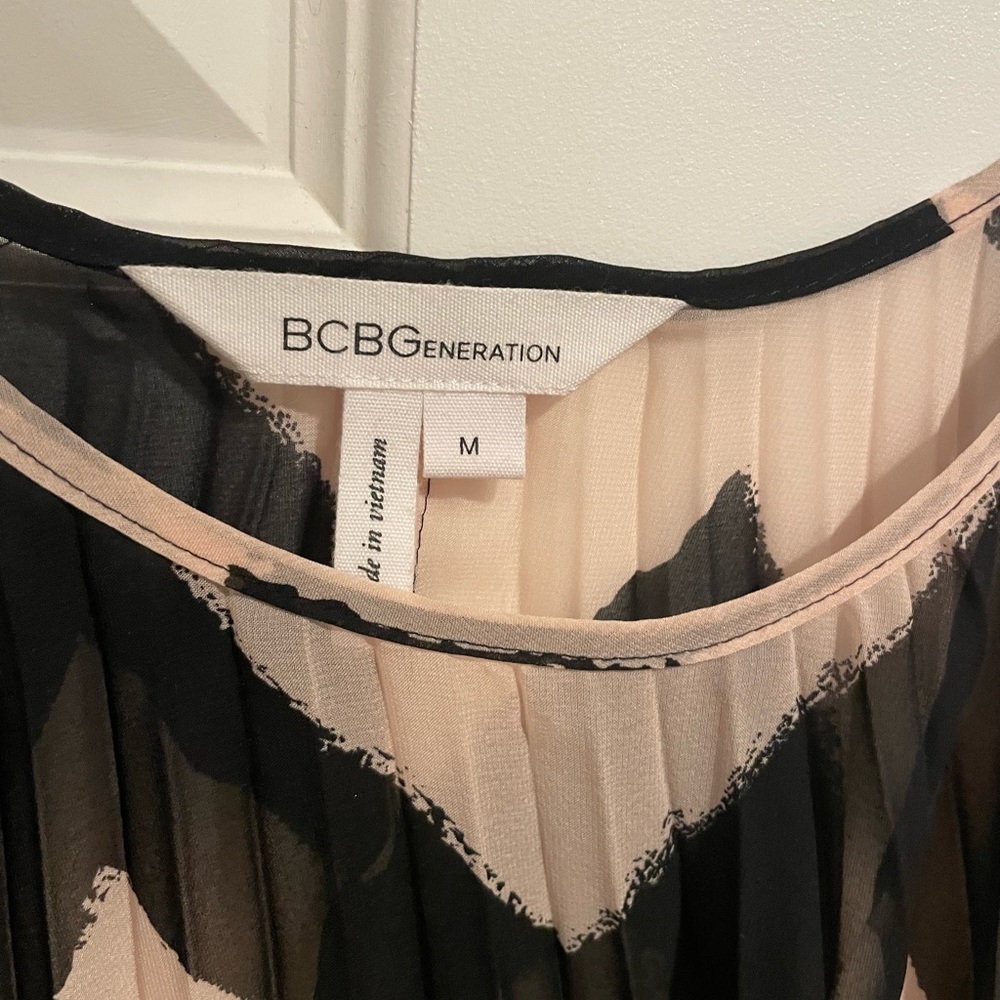 Patterned Flowy Tank - image 2